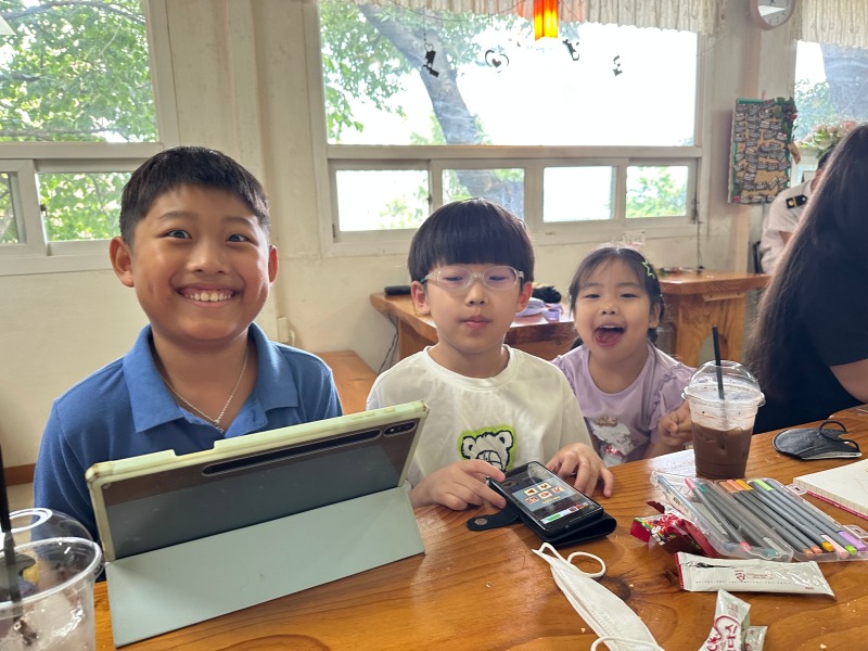 06.08 주일2.jpg